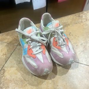 New balance girls tennis shoes